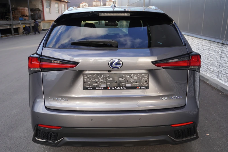 Lexus NX 300h F SPORT, TRI-BEAM, CarPlay, FACELIFT, 4X4, ГАРАНЦИ, снимка 3 - Автомобили и джипове - 48642478