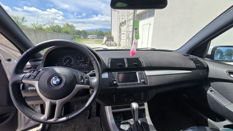 BMW X5, снимка 4 - Автомобили и джипове - 51662438
