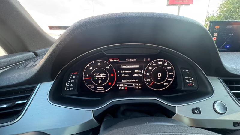 Audi Q7, снимка 11 - Автомобили и джипове - 52673575