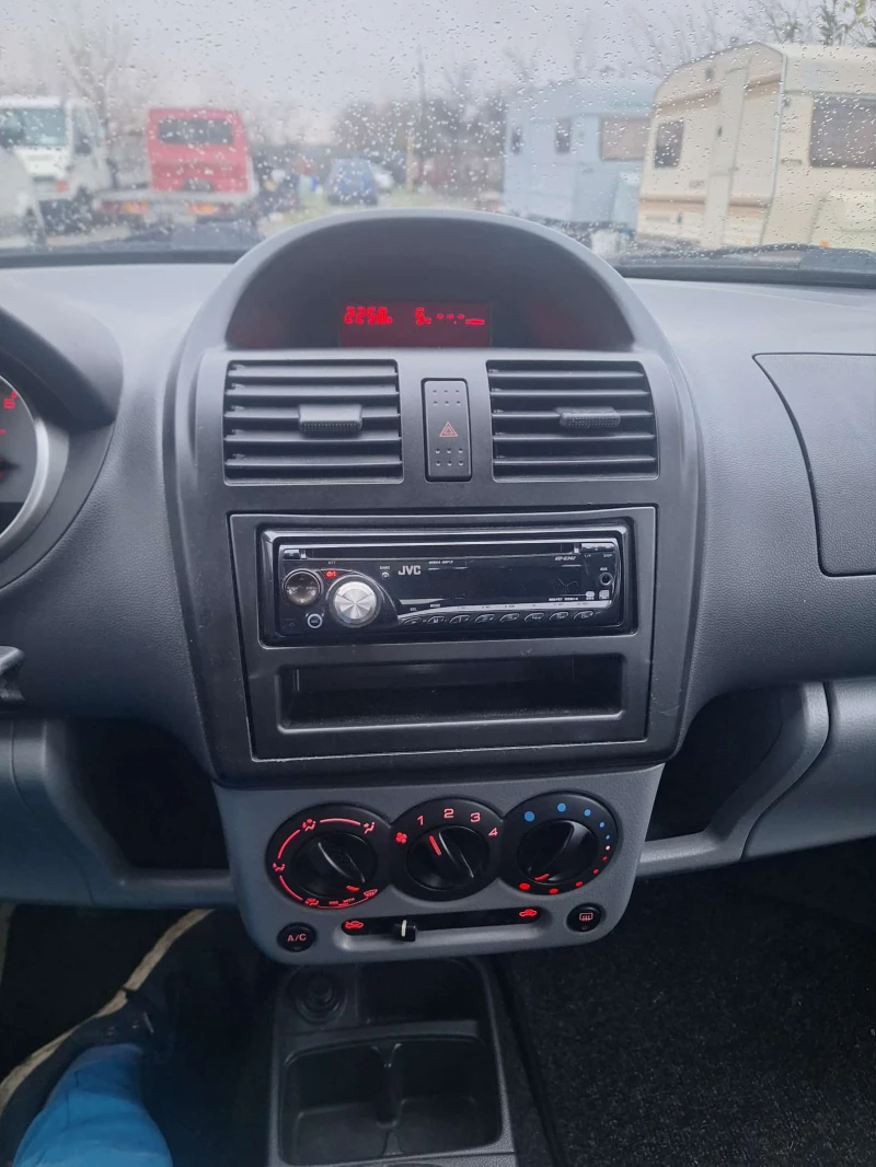 Suzuki Ignis 1.5i klima, снимка 11 - Автомобили и джипове - 52787544
