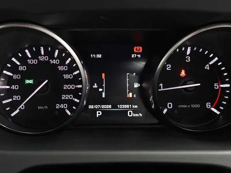Land Rover Discovery Sport 2.O TD4 SE, снимка 8 - Автомобили и джипове - 55705530