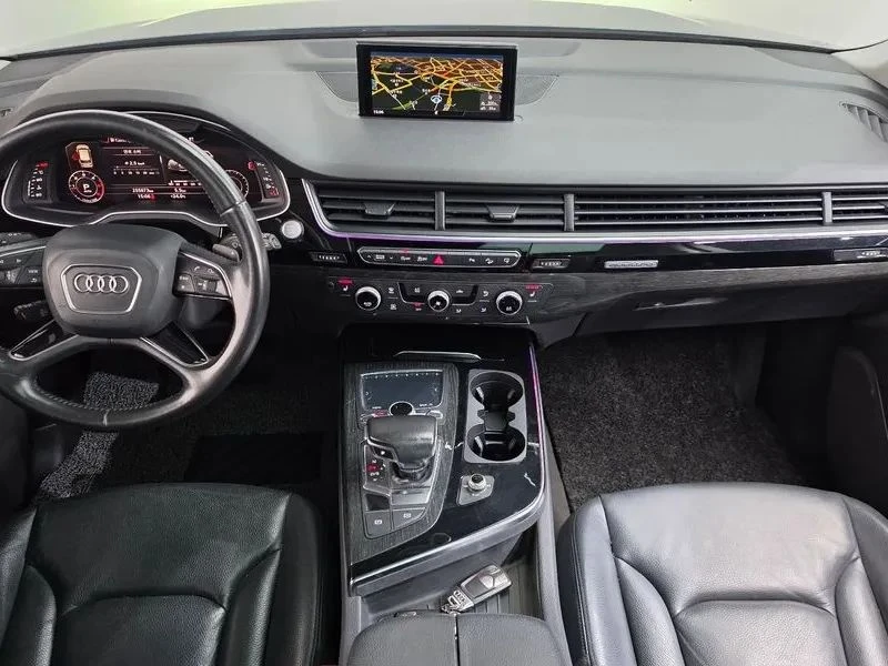 Audi Q7, снимка 7 - Автомобили и джипове - 56689824