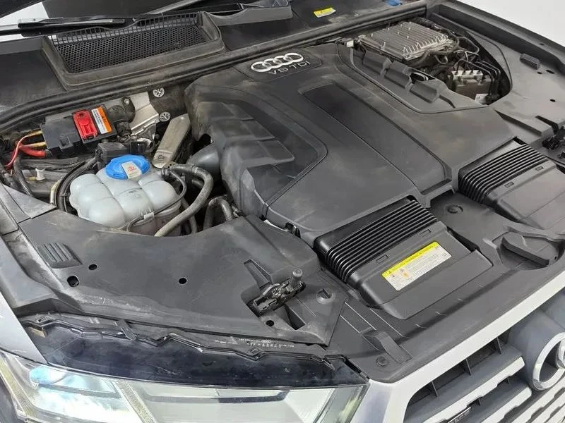 Audi Q7, снимка 6 - Автомобили и джипове - 56689824