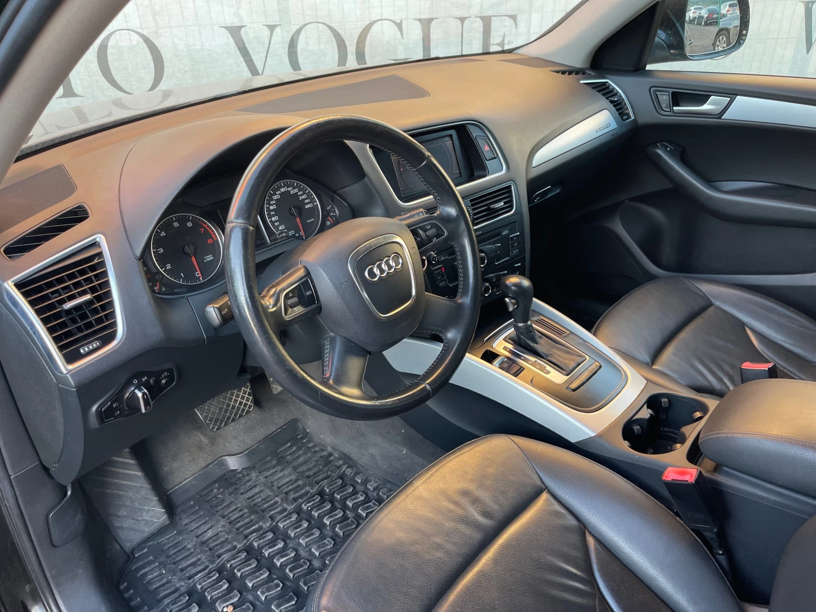 Audi Q5 3.2FSI - изображение 10