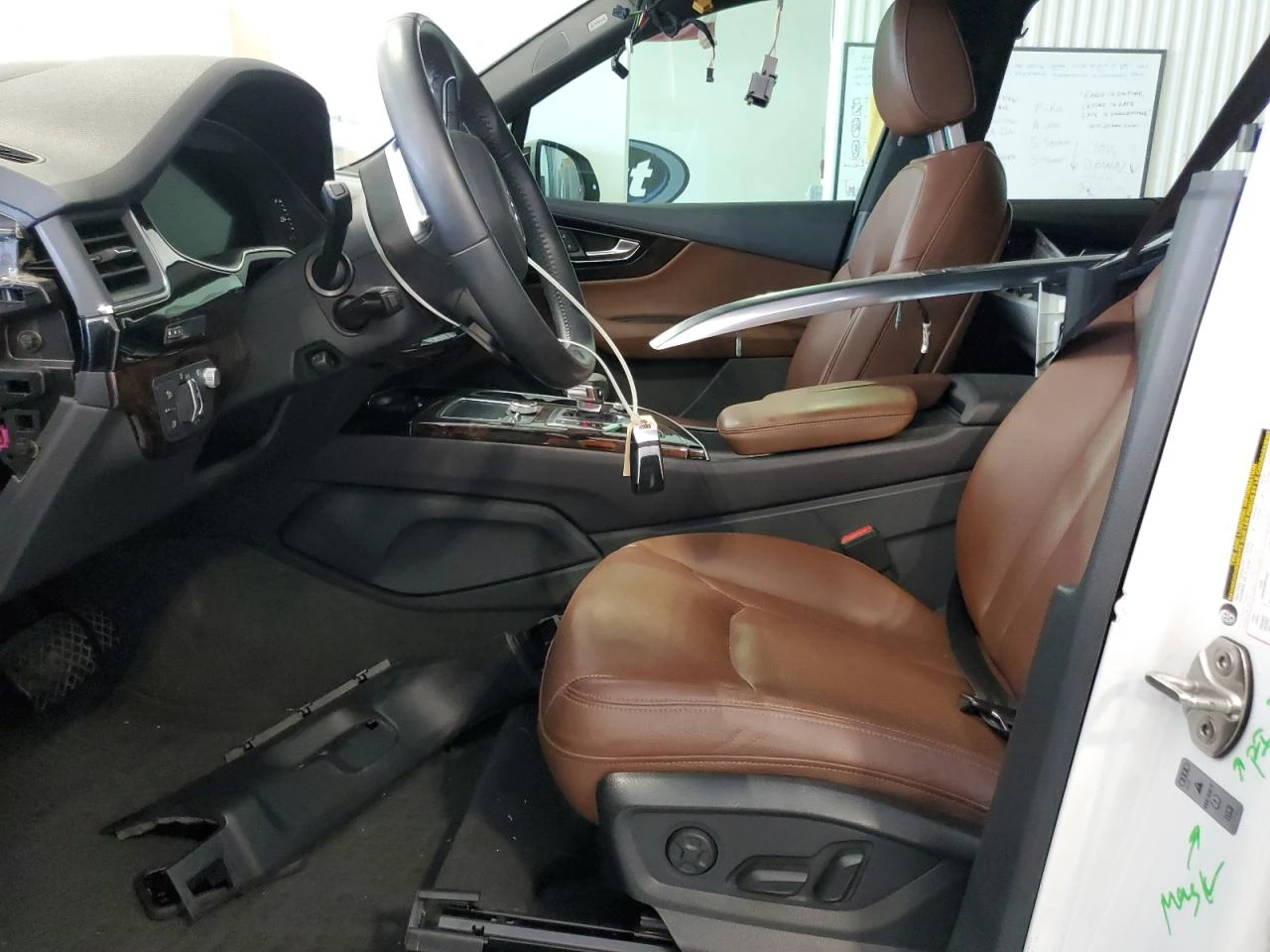Audi Q7 PRESTIGE/ 3.0L 6/ОБДУХ./ПОДГРЕВ/ПАНОРА. - изображение 7