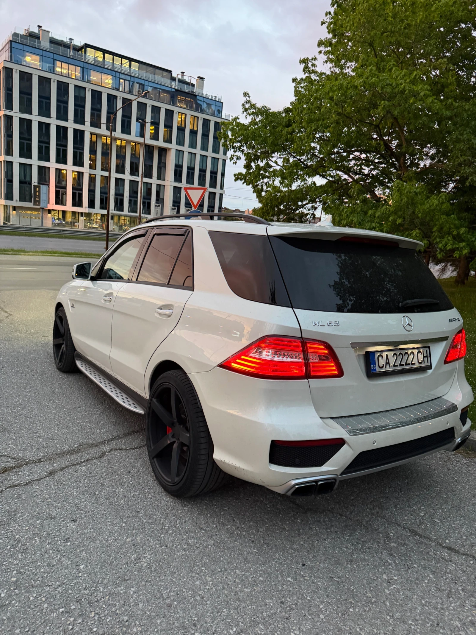 Mercedes-Benz ML 63 AMG Performance 557�� 4Matik V8bi-turbo! | Mobile.bg � ����������� 16