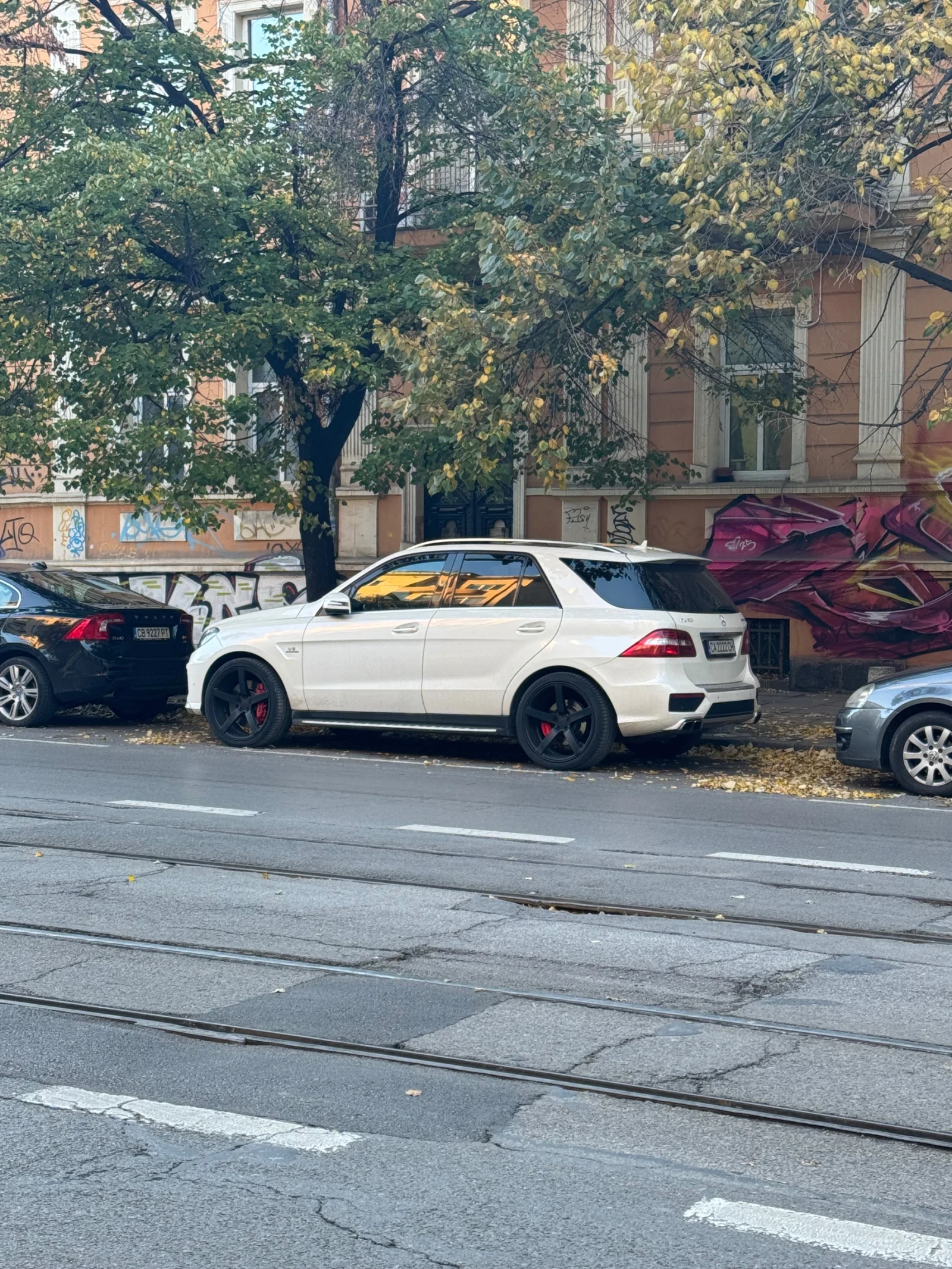 Mercedes-Benz ML 63 AMG Performance 557кс, снимка 4 - Автомобили и джипове - 53760753