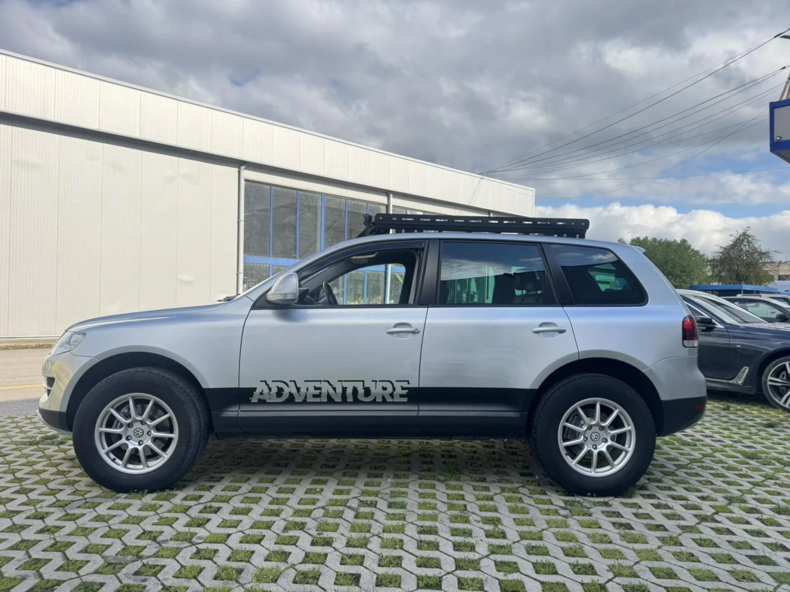 VW Touareg Off road Executive 3.0 tdi реални километри, снимка 5 - Автомобили и джипове - 54385087