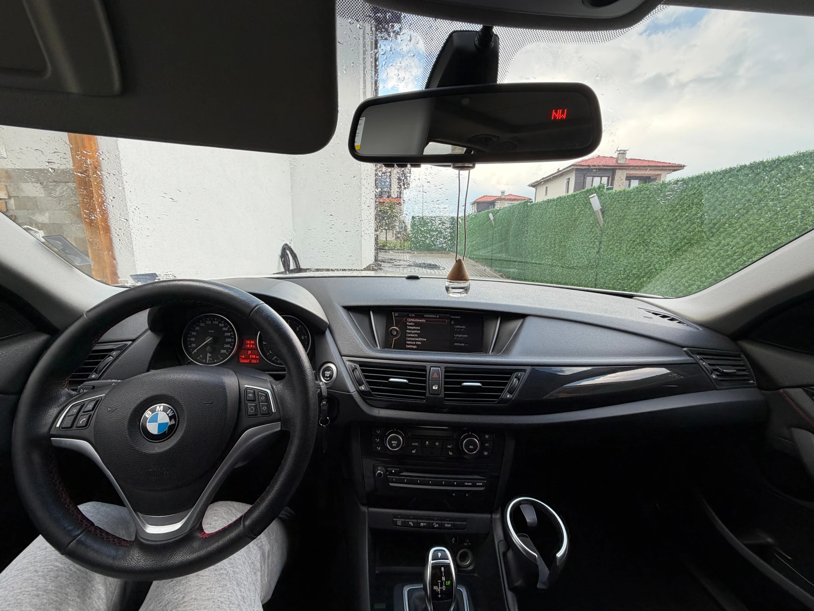 BMW X1 2.8i, снимка 2 - Автомобили и джипове - 54409205