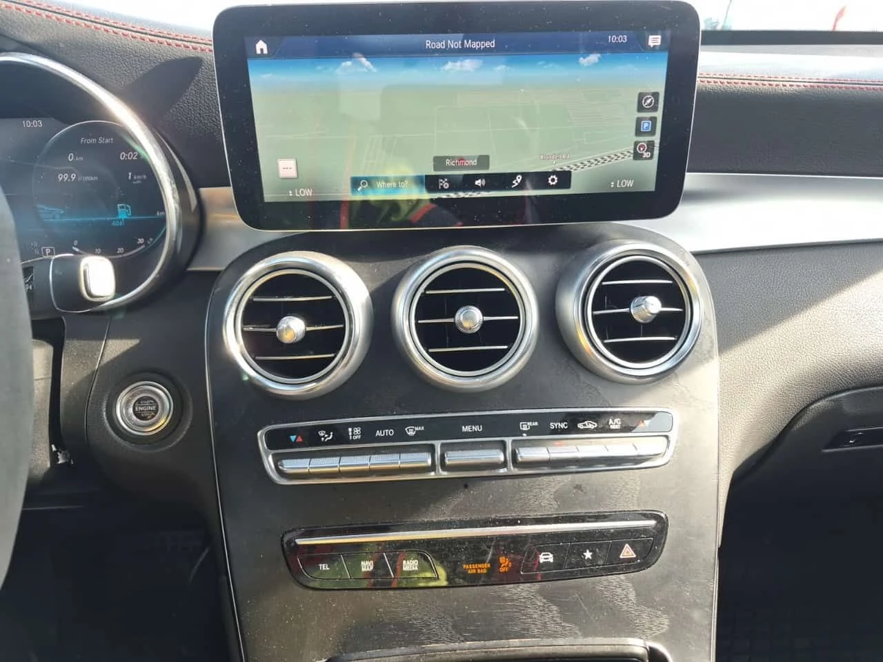 Mercedes-Benz GLC 43 AMG /ДИСТРОНИК/360 КАМ/ПОДГРЕВ/ПАНО/ДИГ. КМ/2 КЛЮЧА, снимка 11 - Автомобили и джипове - 55317993