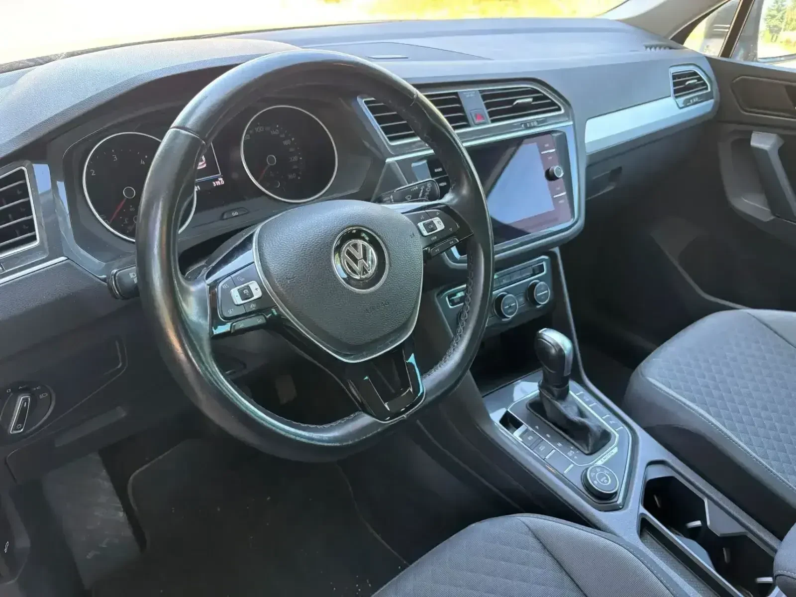 VW Tiguan 2.0 TDI / 150 кс / 4Motion, снимка 7 - Автомобили и джипове - 55740794