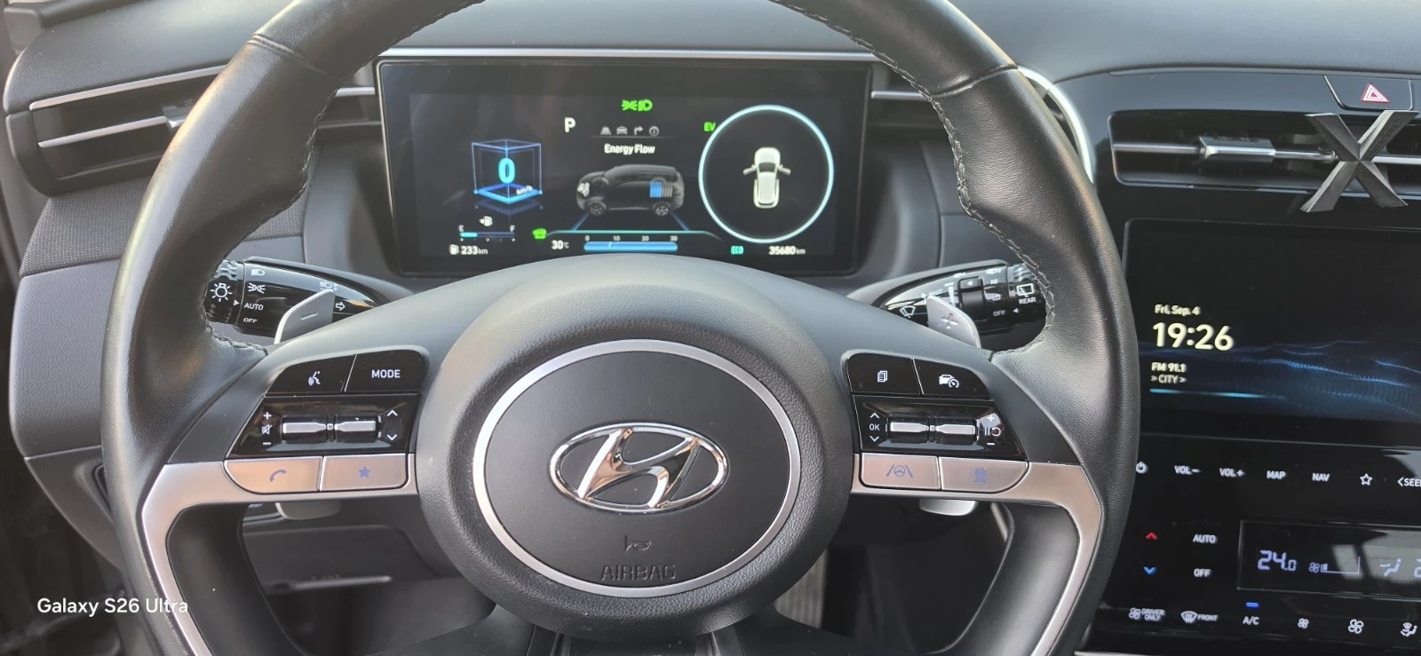 Hyundai Tucson, снимка 13 - Автомобили и джипове - 56084583