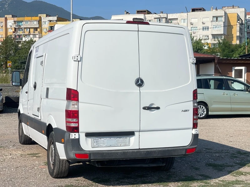 Mercedes-Benz Sprinter 1.8NGT EURO 6B Хладилен + Ток, снимка 4 - Бусове и автобуси - 41756369