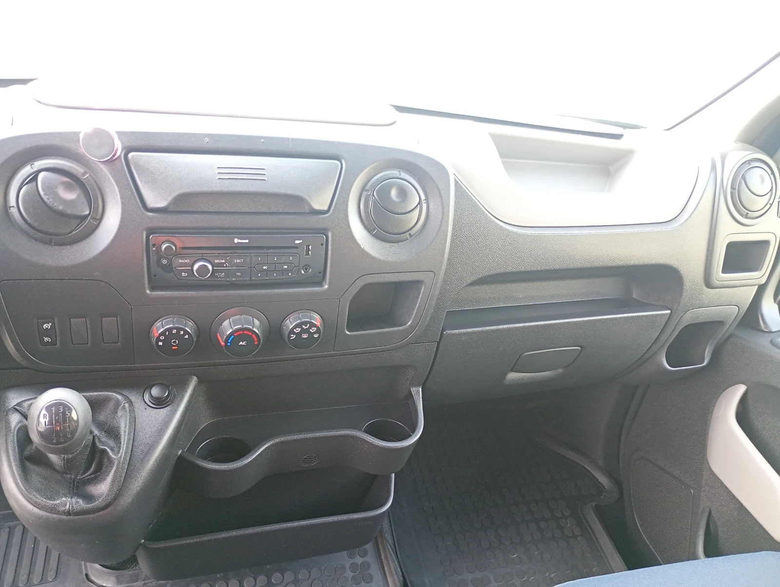 Renault Master M?ster 2.3 150cv - изображение 9