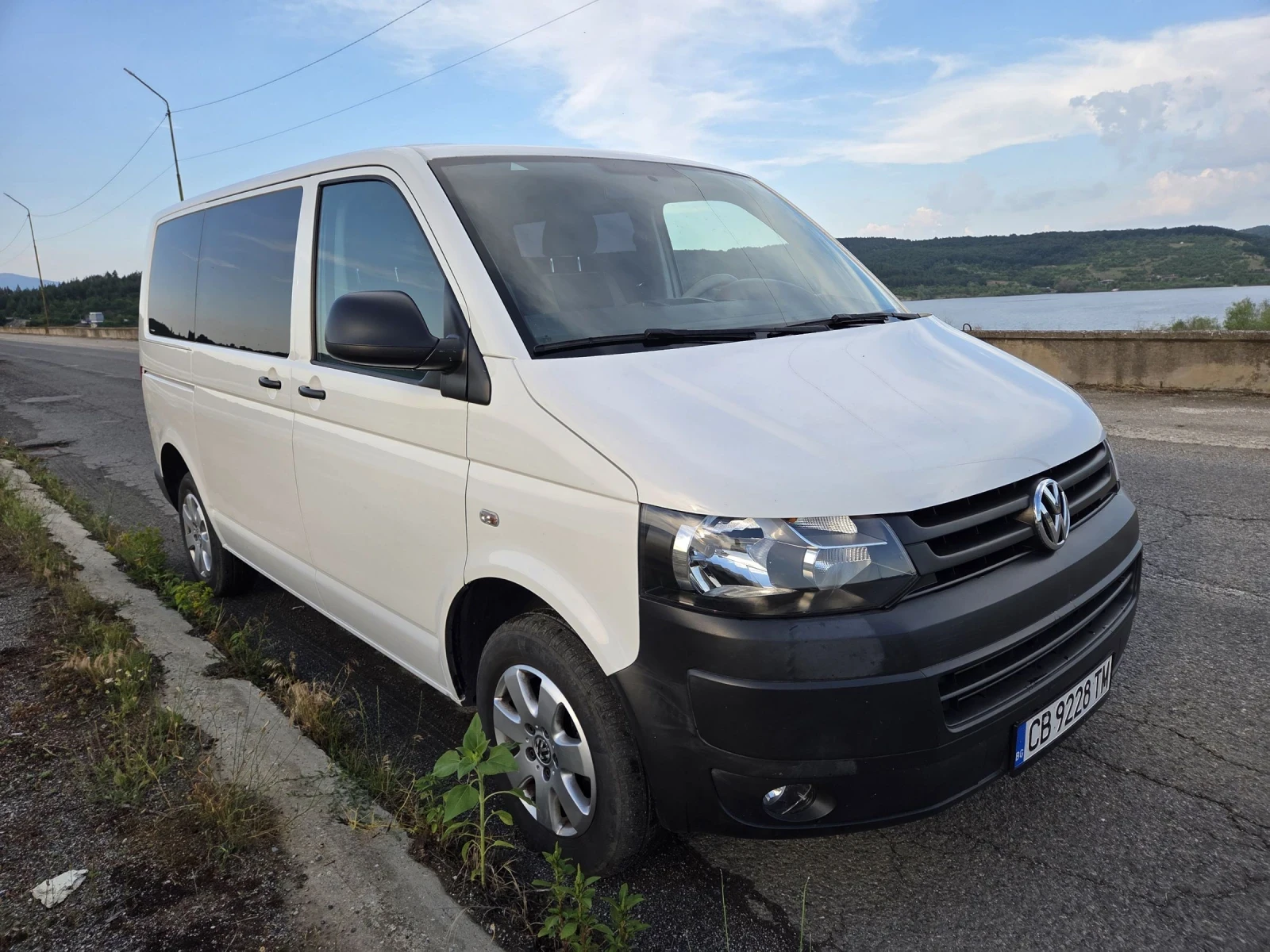 VW Transporter T 5, снимка 2 - Бусове и автобуси - 55108768