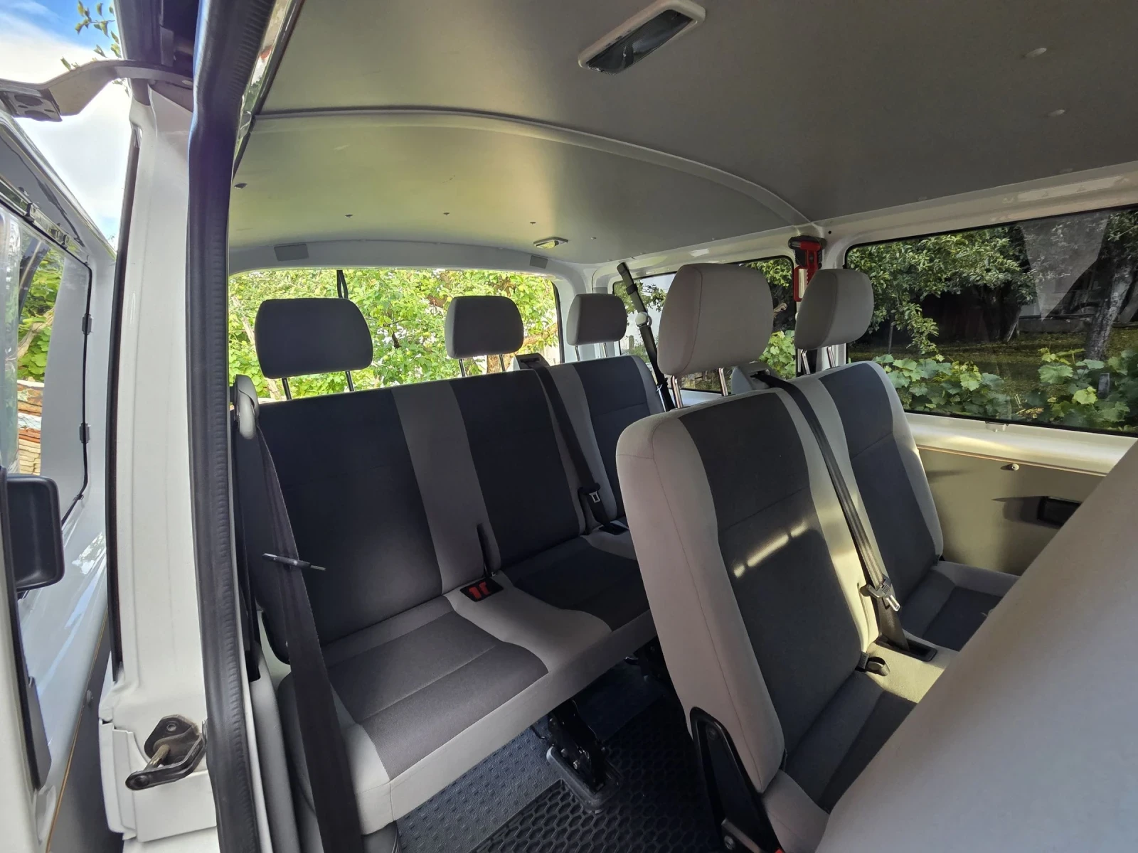 VW Transporter T 5, снимка 14 - Бусове и автобуси - 55108768