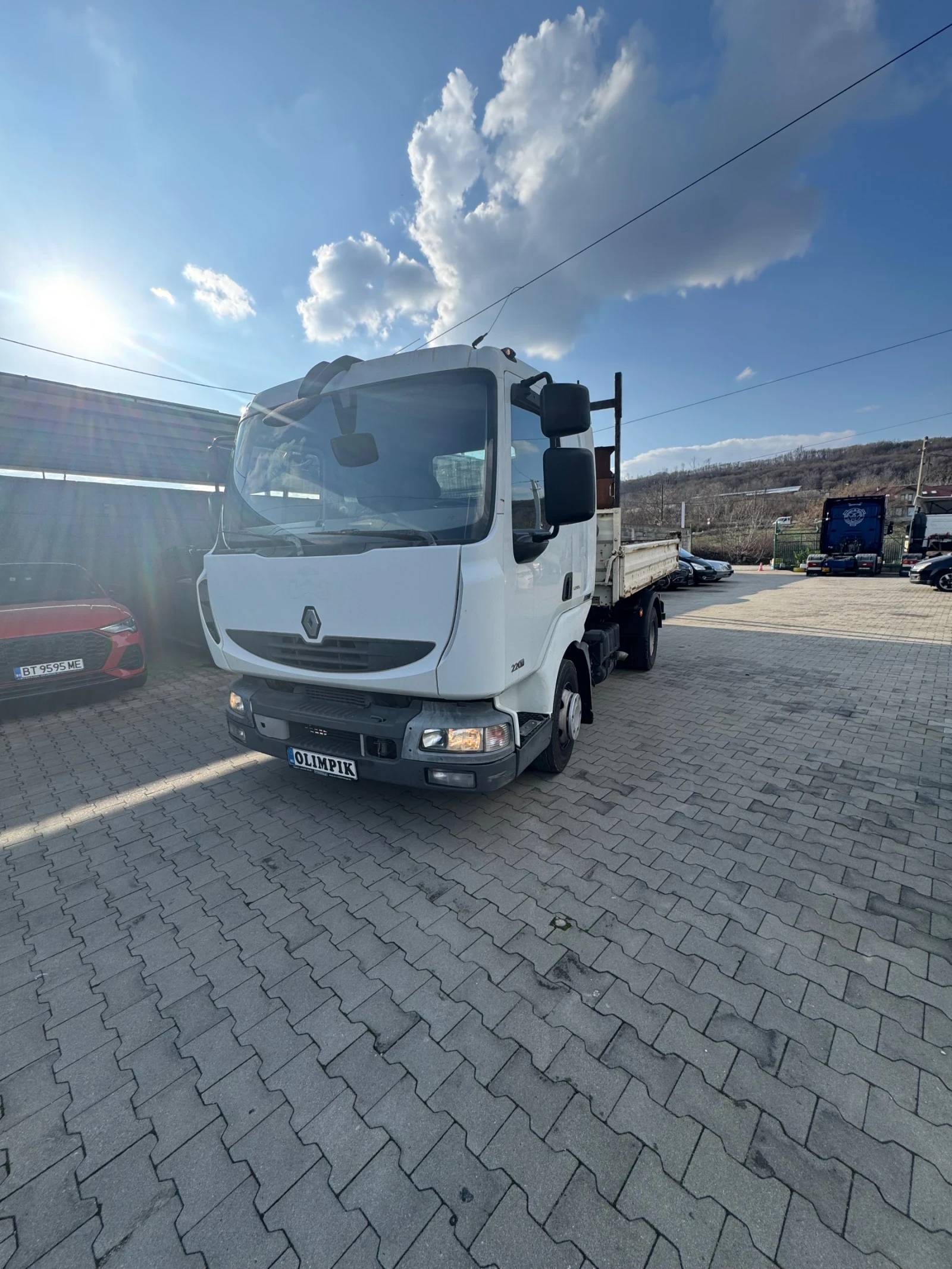 Renault Midlum САМОСВАЛ, снимка 10 - Камиони - 53974789