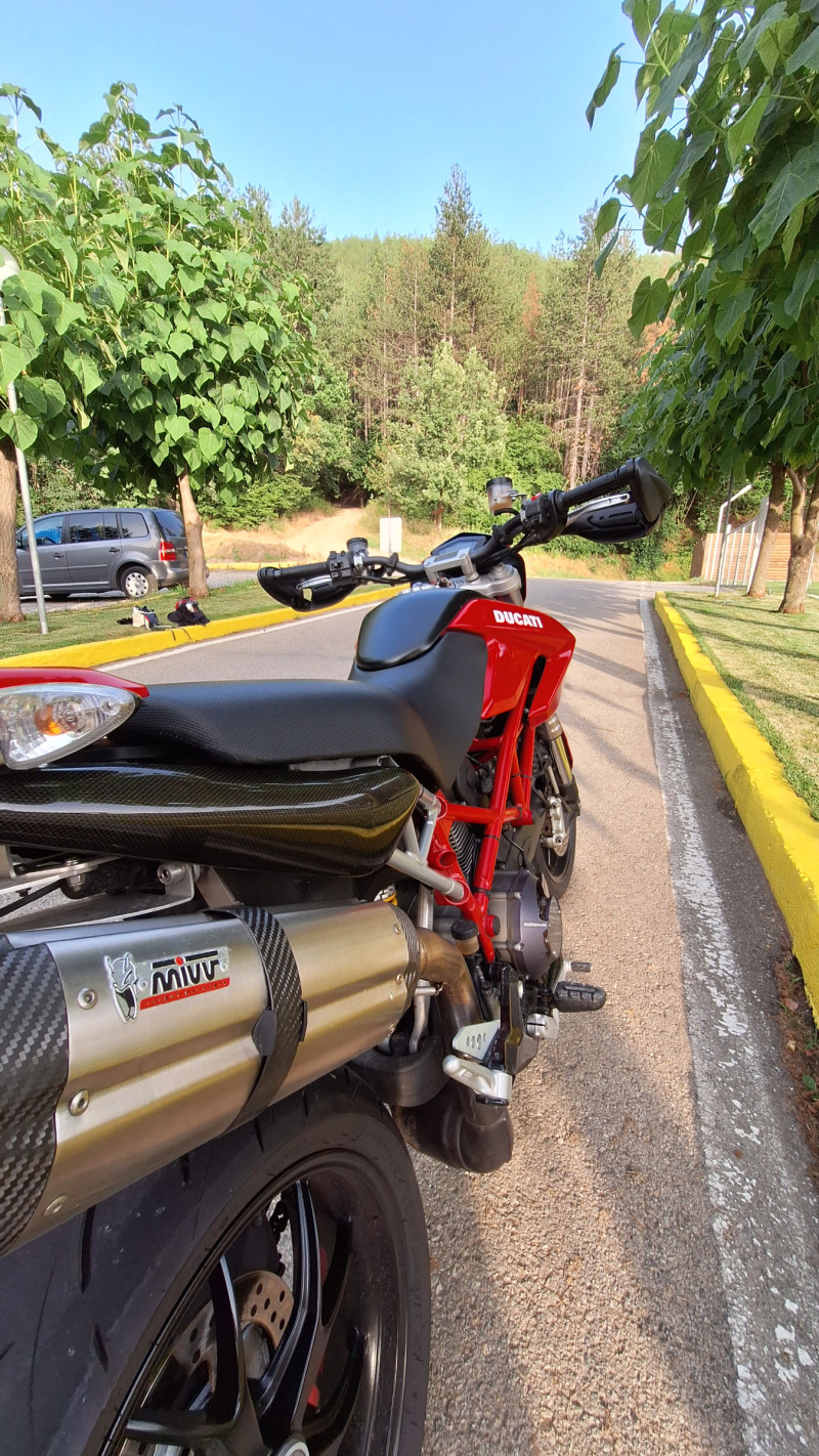 Ducati Hypermotard  1100 кубика, снимка 11 - Мотоциклети и мототехника - 46417921