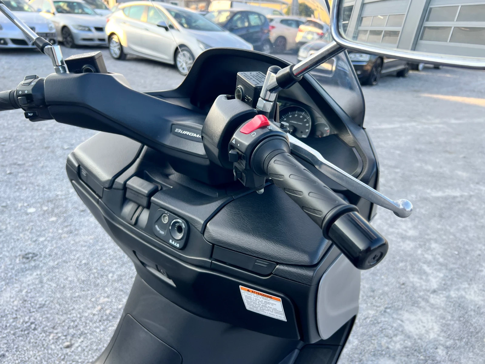 Suzuki Burgman 400i - изображение 9