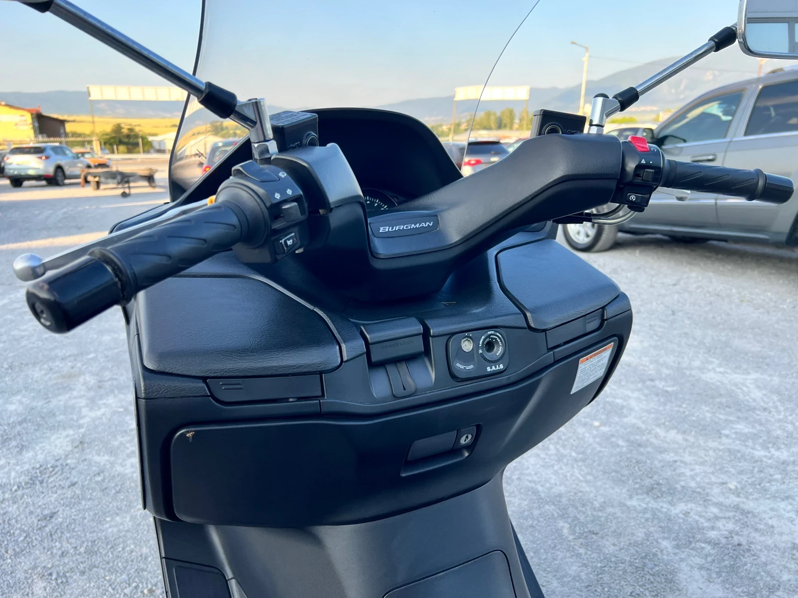 Suzuki Burgman 400i - изображение 8