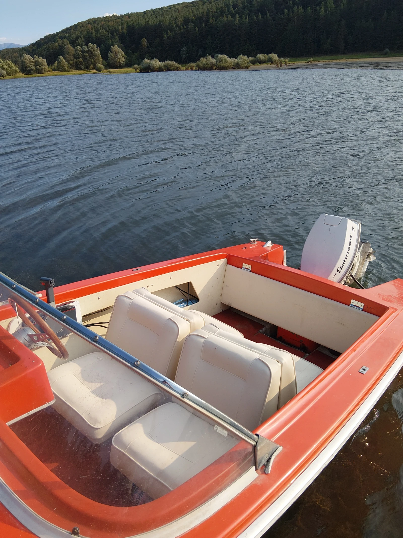 Моторна яхта Cantieri Navali Solcio mini tyfun, снимка 3 - Воден транспорт - 56014197