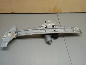 Ел машинка, стъклоповдигач предно дясно стъкло Пежо 2008 1.6хди