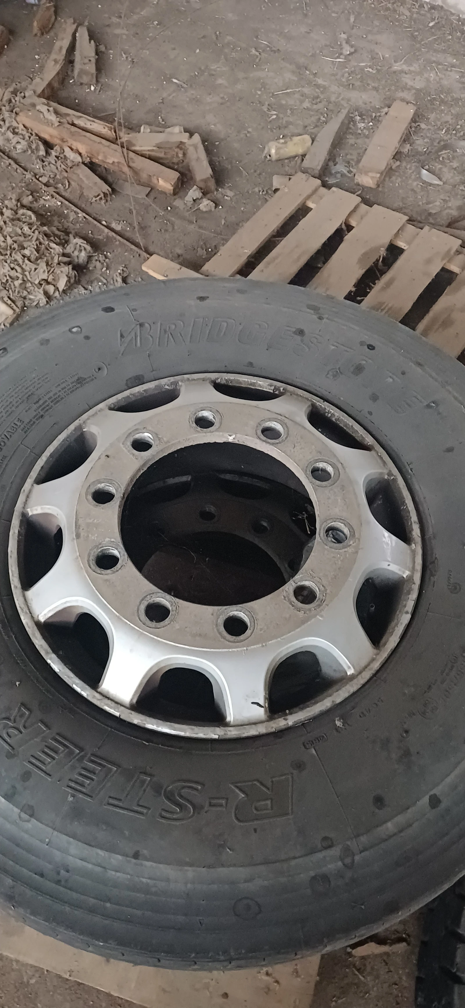    315/80R22.5  Man Tgs | Mobile.bg   1