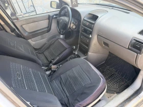 Opel Astra G 1.6i 100кс FACELIFT КЛИМАТРОНИК, снимка 6