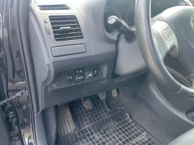 Toyota Auris 1.6i   4      | Mobile.bg    12