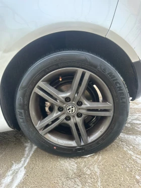 VW Golf 1, 4 бензин - 1800 € / 3520.49 лв. - 27414212 4