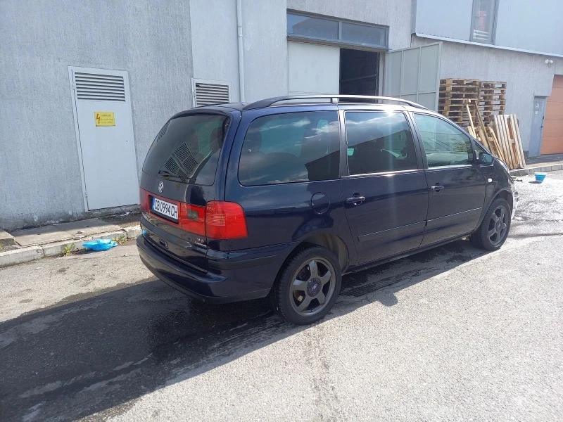 VW Sharan 2800 ccm, снимка 5 - Автомобили и джипове - 47968063