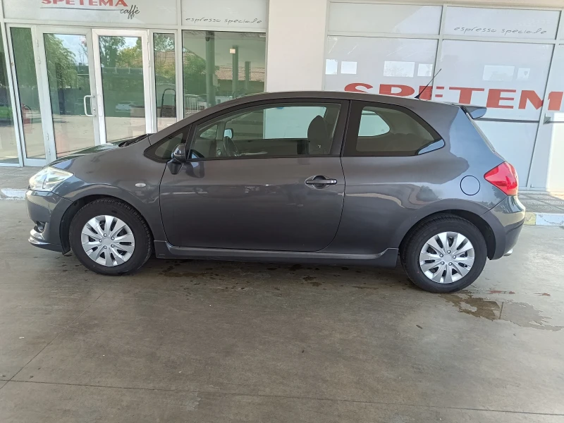 Toyota Auris 1.6 VVTi, снимка 5 - Автомобили и джипове - 47241665