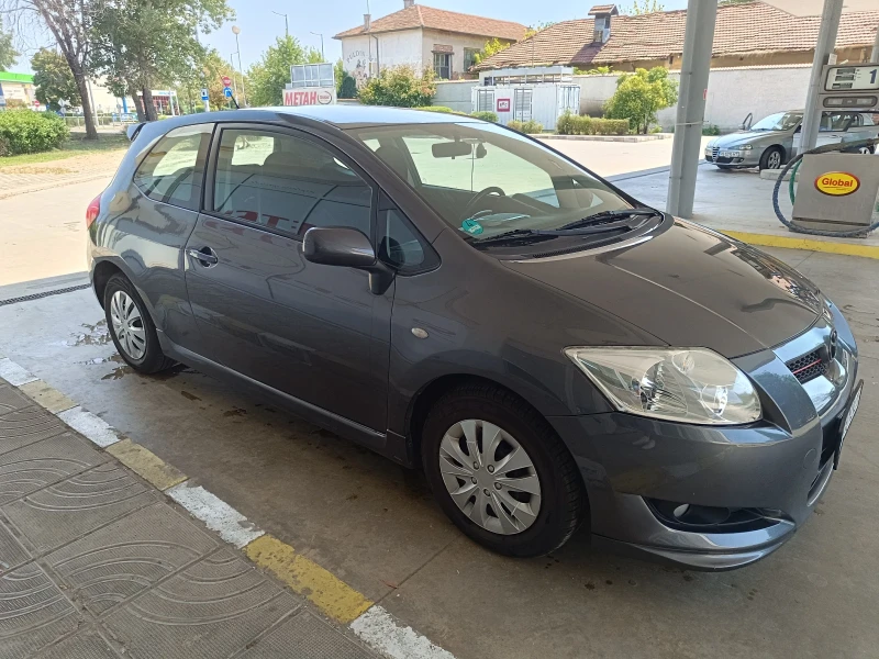 Toyota Auris 1.6 VVTi, снимка 3 - Автомобили и джипове - 47241665