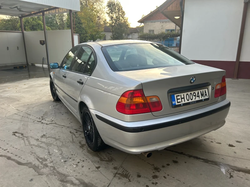 BMW 318, снимка 4 - Автомобили и джипове - 47706819