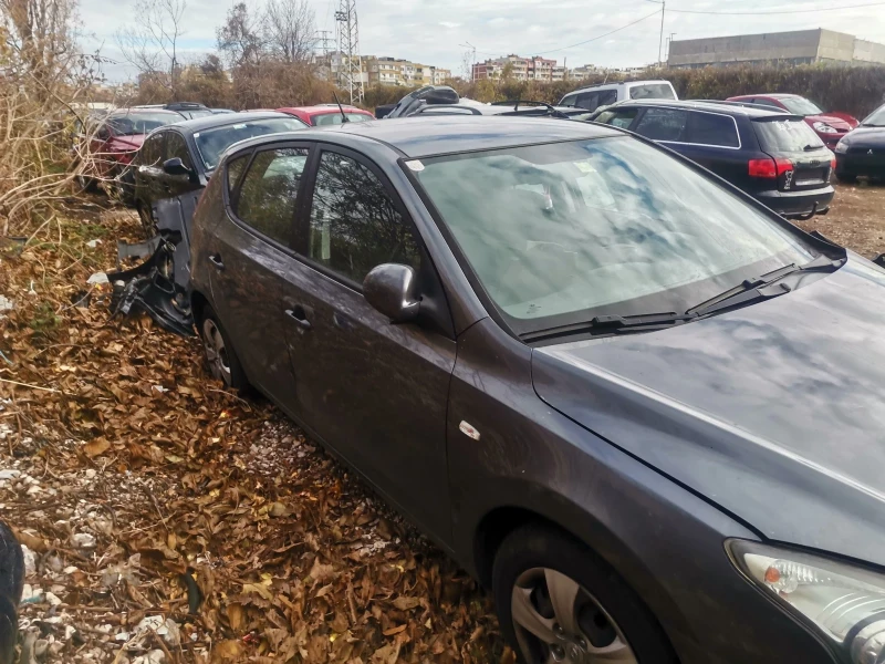 Hyundai I30 1.4 G4FA 77.2kw 105кс, снимка 3 - Автомобили и джипове - 48308483