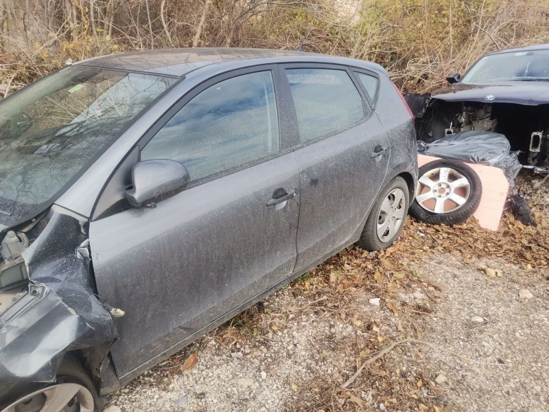 Hyundai I30 1.4 G4FA 77.2kw 105кс, снимка 4 - Автомобили и джипове - 48308483