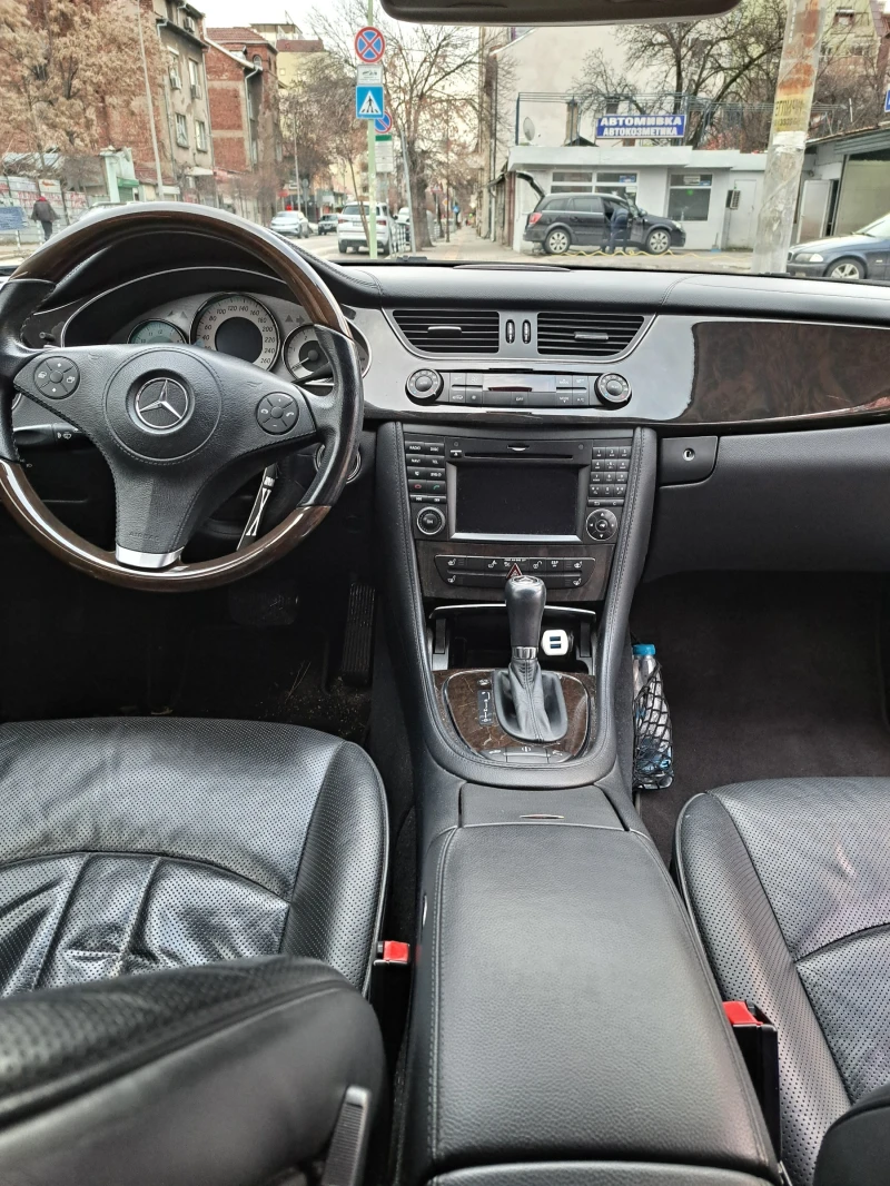 Mercedes-Benz CLS 320, снимка 7 - Автомобили и джипове - 48525287