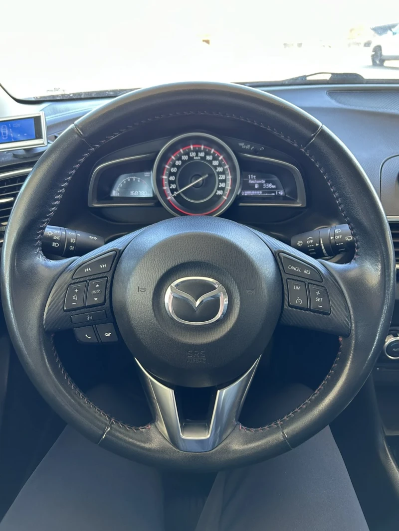 Mazda 3 1.5i, 2015г., CHALLENGE, SKYACTIVE, снимка 11 - Автомобили и джипове - 48732635