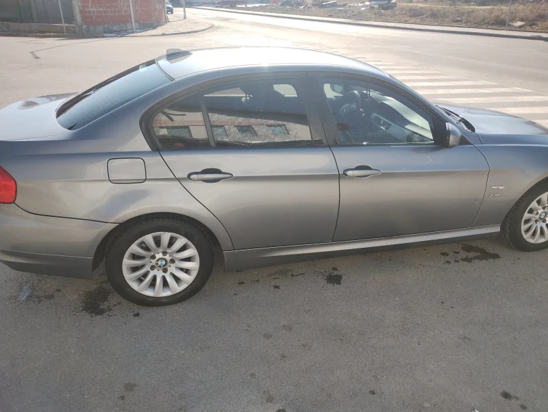 BMW 320, снимка 5 - Автомобили и джипове - 49291134