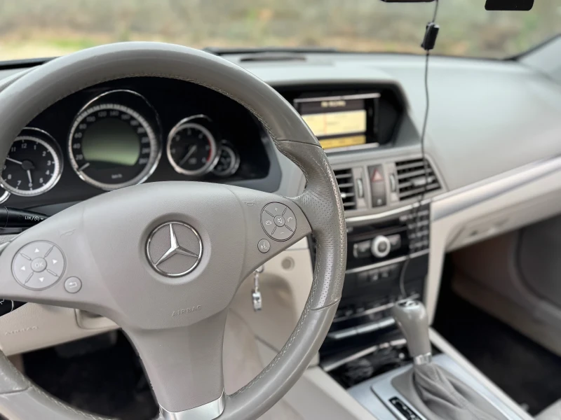 Mercedes-Benz E 250, снимка 15 - Автомобили и джипове - 49608930