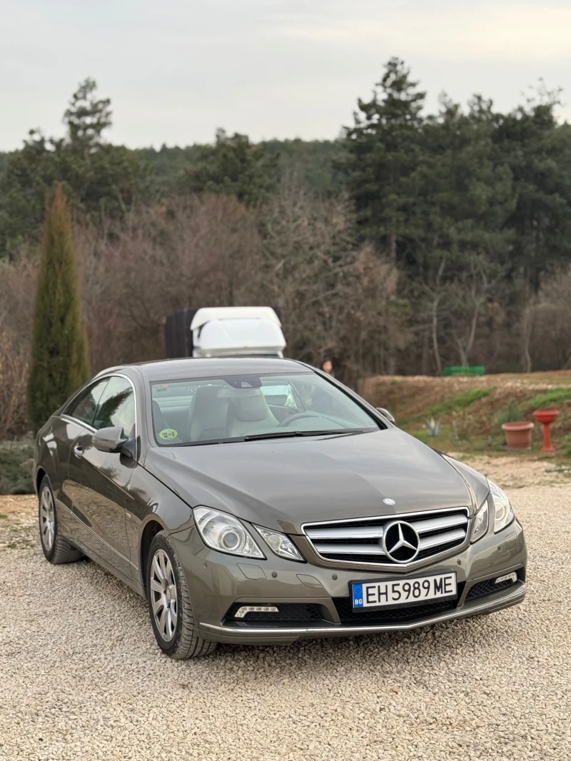 Mercedes-Benz E 250, снимка 1 - Автомобили и джипове - 49608930