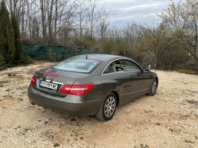 Mercedes-Benz E 250, снимка 6 - Автомобили и джипове - 49608930