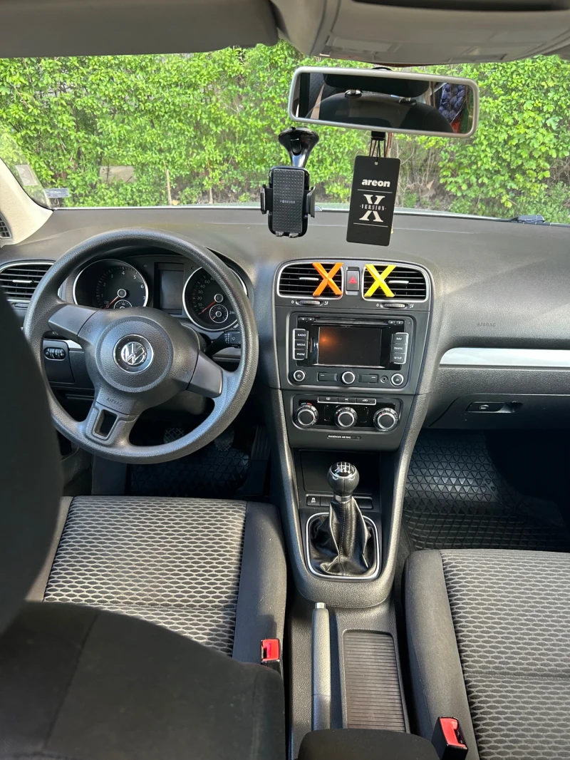 VW Golf 1.2 TSI, снимка 8 - Автомобили и джипове - 51790961