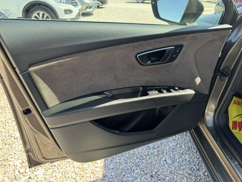 Seat Leon 2.0TDI X-PERIENCE 4DRIVE, снимка 11 - Автомобили и джипове - 50022141