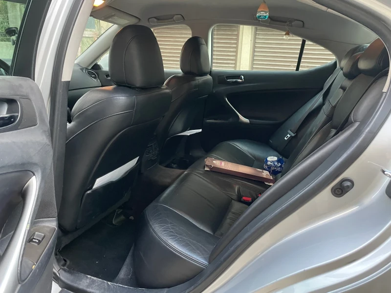 Lexus IS 250, снимка 14 - Автомобили и джипове - 52815306