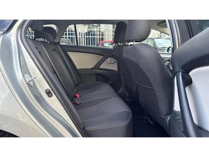 Toyota Avensis TS 1.8P EXECUTIVE, снимка 7 - Автомобили и джипове - 53615859