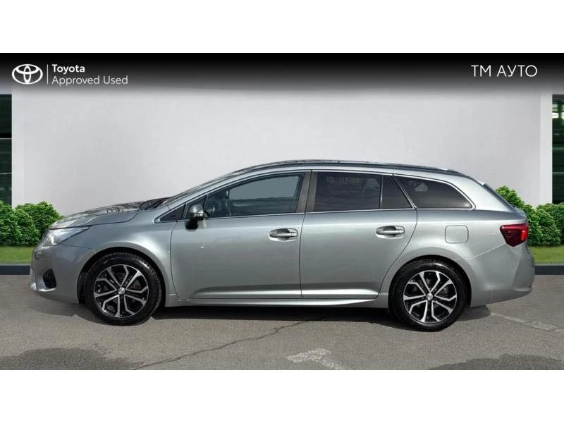 Toyota Avensis TS 1.8P EXECUTIVE, снимка 3 - Автомобили и джипове - 53615859