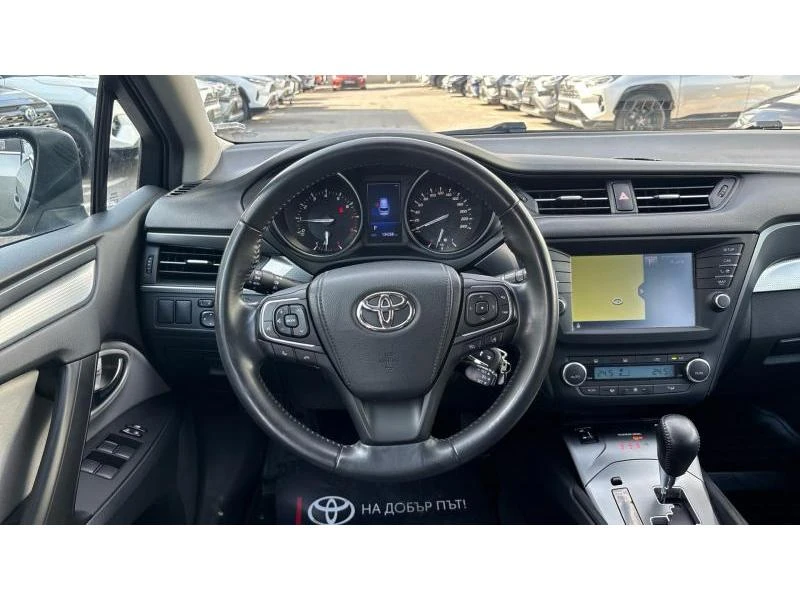 Toyota Avensis TS 1.8P EXECUTIVE, снимка 9 - Автомобили и джипове - 53615859