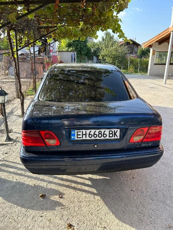 Mercedes-Benz 220 | Mobile.bg � ����������� 1
