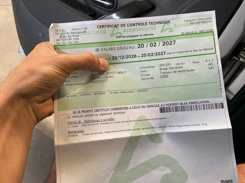 Dacia Logan MCV 1.5 dCi Laureate, снимка 8 - Автомобили и джипове - 55467689